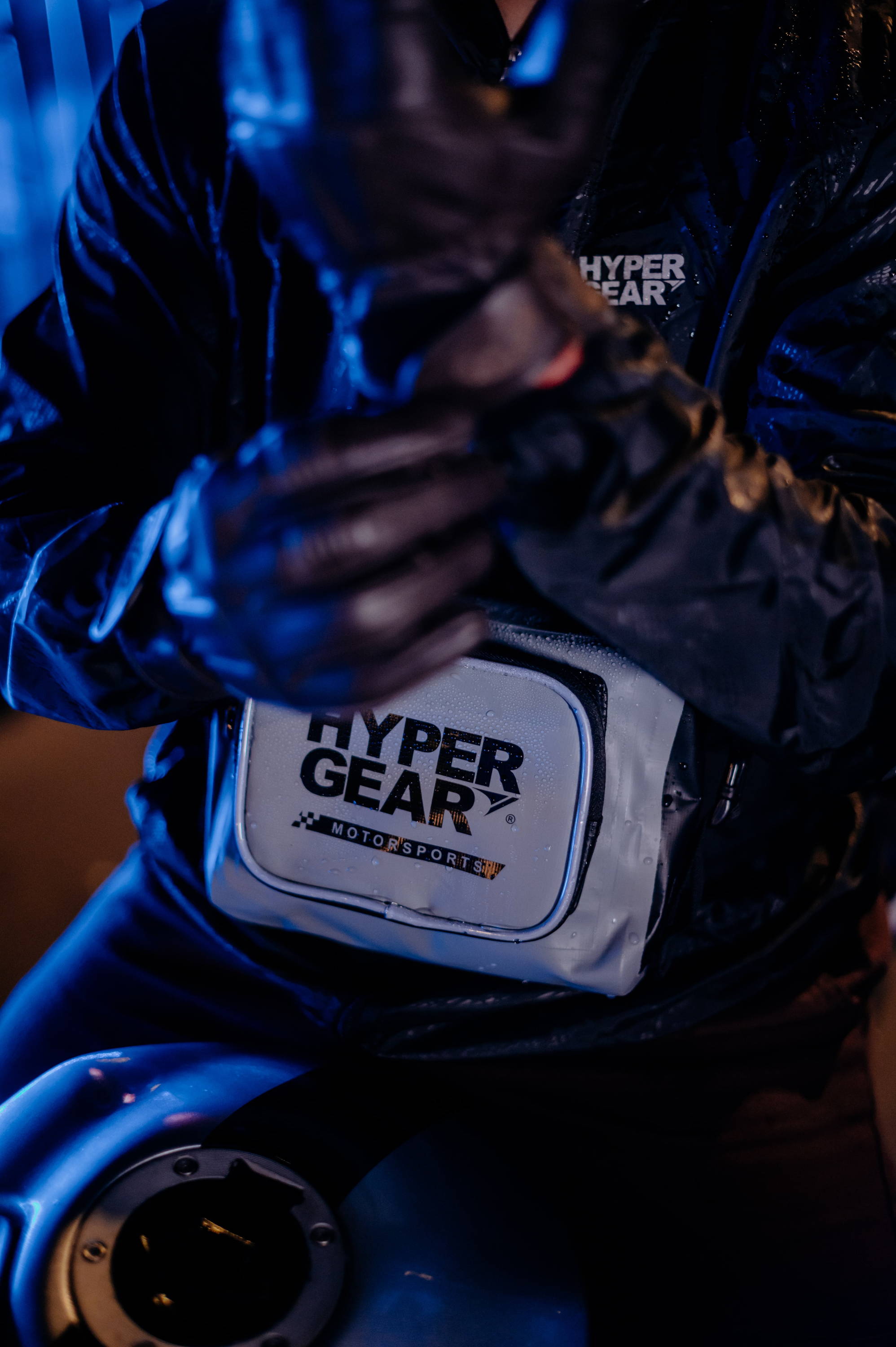 Waist Pouch Motorsports - Medium – Hypergear Malaysia