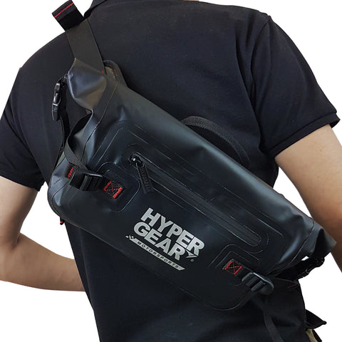 Rider wearing Hypergear L V2 waterproof pouch